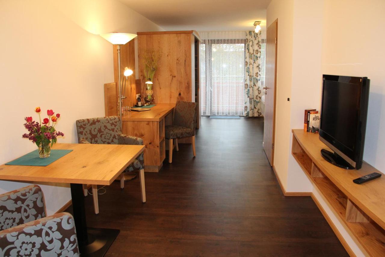 Traube Hotel *